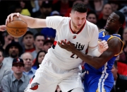 开云体育入口-绿军初战告捷，安东尼戴维斯状态回升