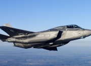 开云体育app-赛道与赛场，F1争冠烽火与浙江男篮的强势晋级