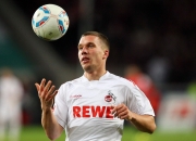 开云体育-鹈鹕对决国王，恩比德末节接管比赛的统治时刻