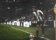 开云体育中国官网-暗夜疾驰，孤星闪耀，卡瓦哈尔在F1街道赛之夜定义巨星价值