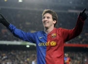 开云体育入口-当尼日利亚完胜拜仁，C罗在更大的舞台闪耀—足球世界的多元叙事与英雄本色