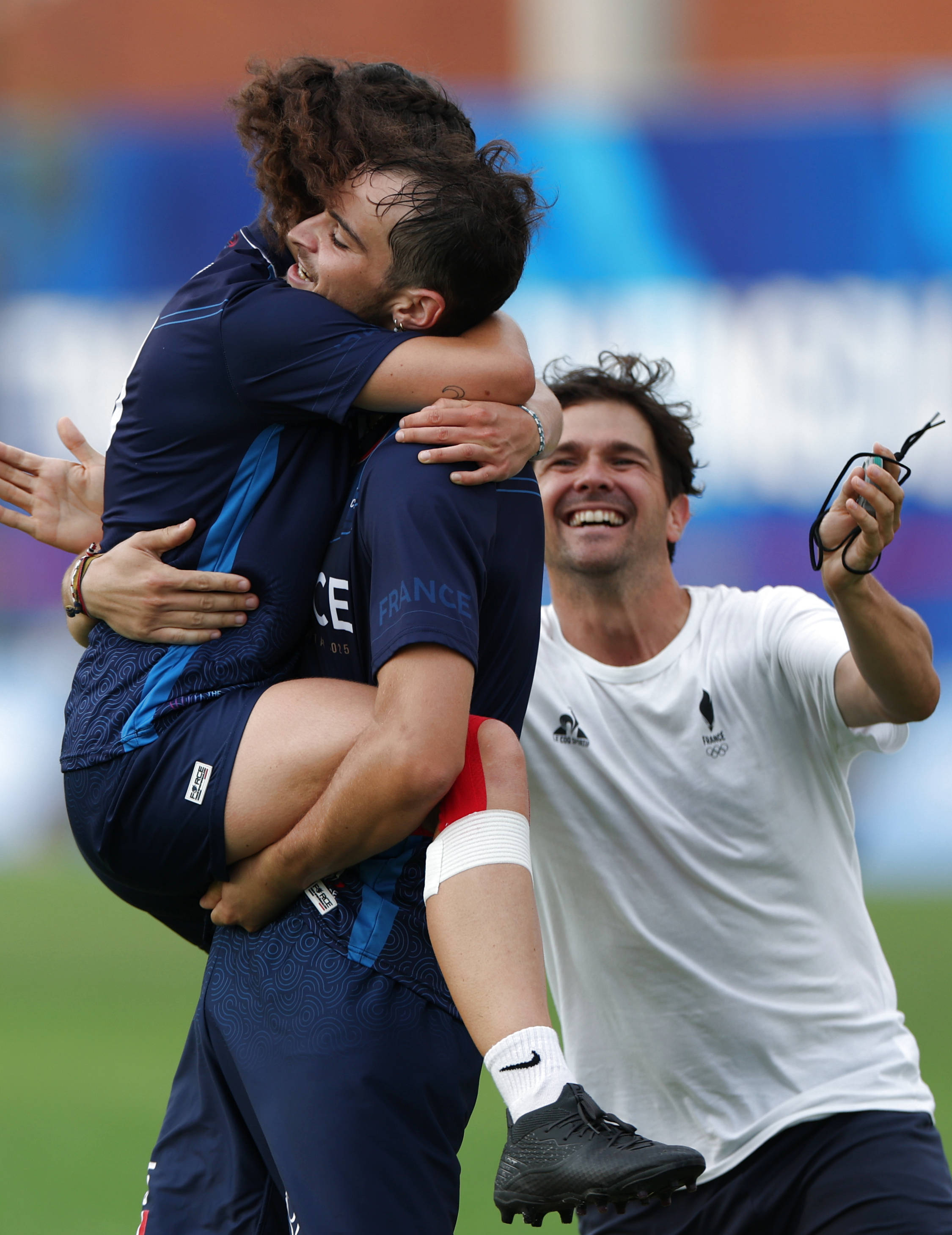 哥伦比亚绝杀美国,阿尔巴关键制胜 哥伦比亚绝杀美国,阿尔巴关键制胜