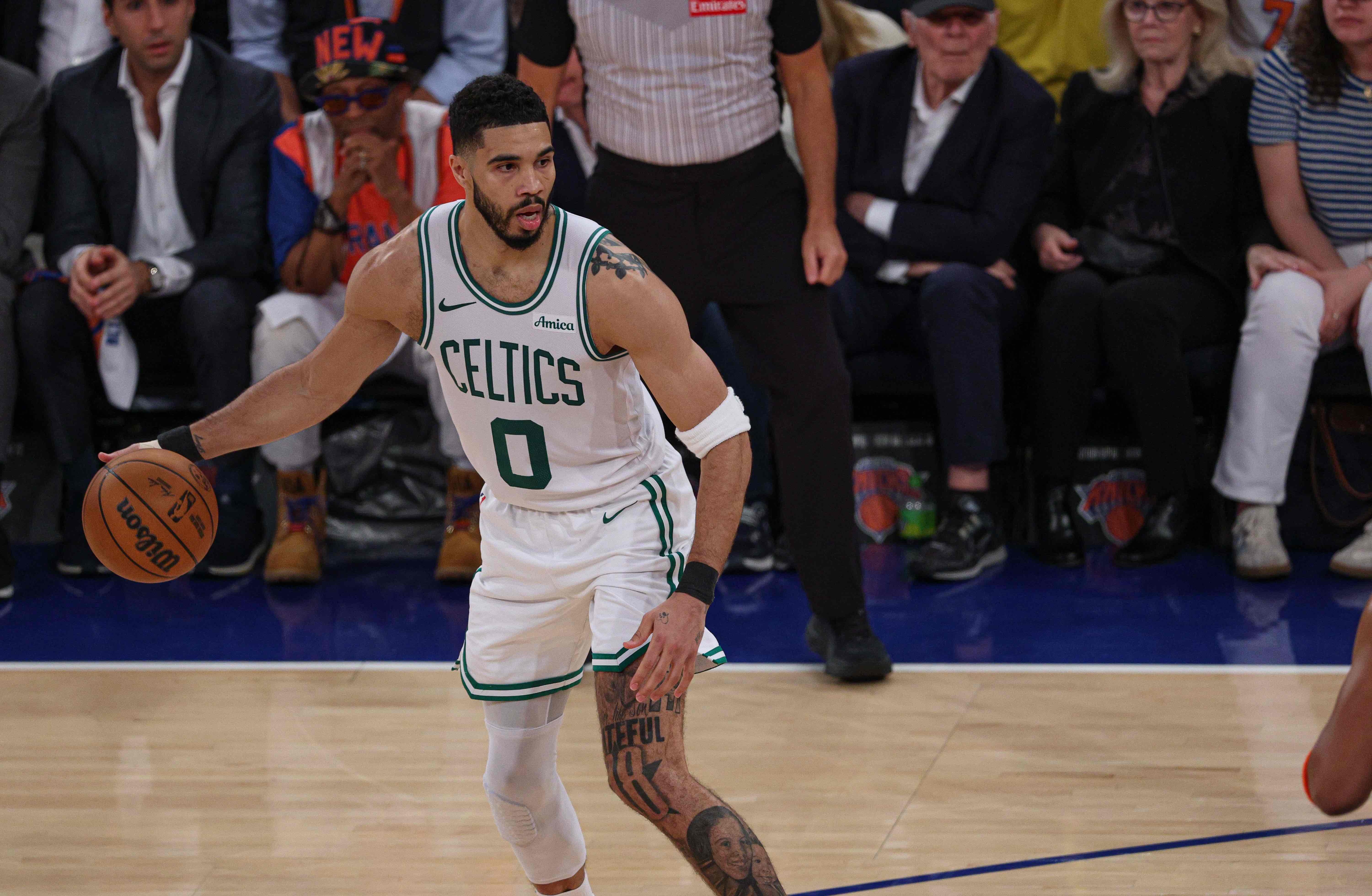 包含西班牙男篮鏖战雄鹿，塔图姆绝境逆转的词条