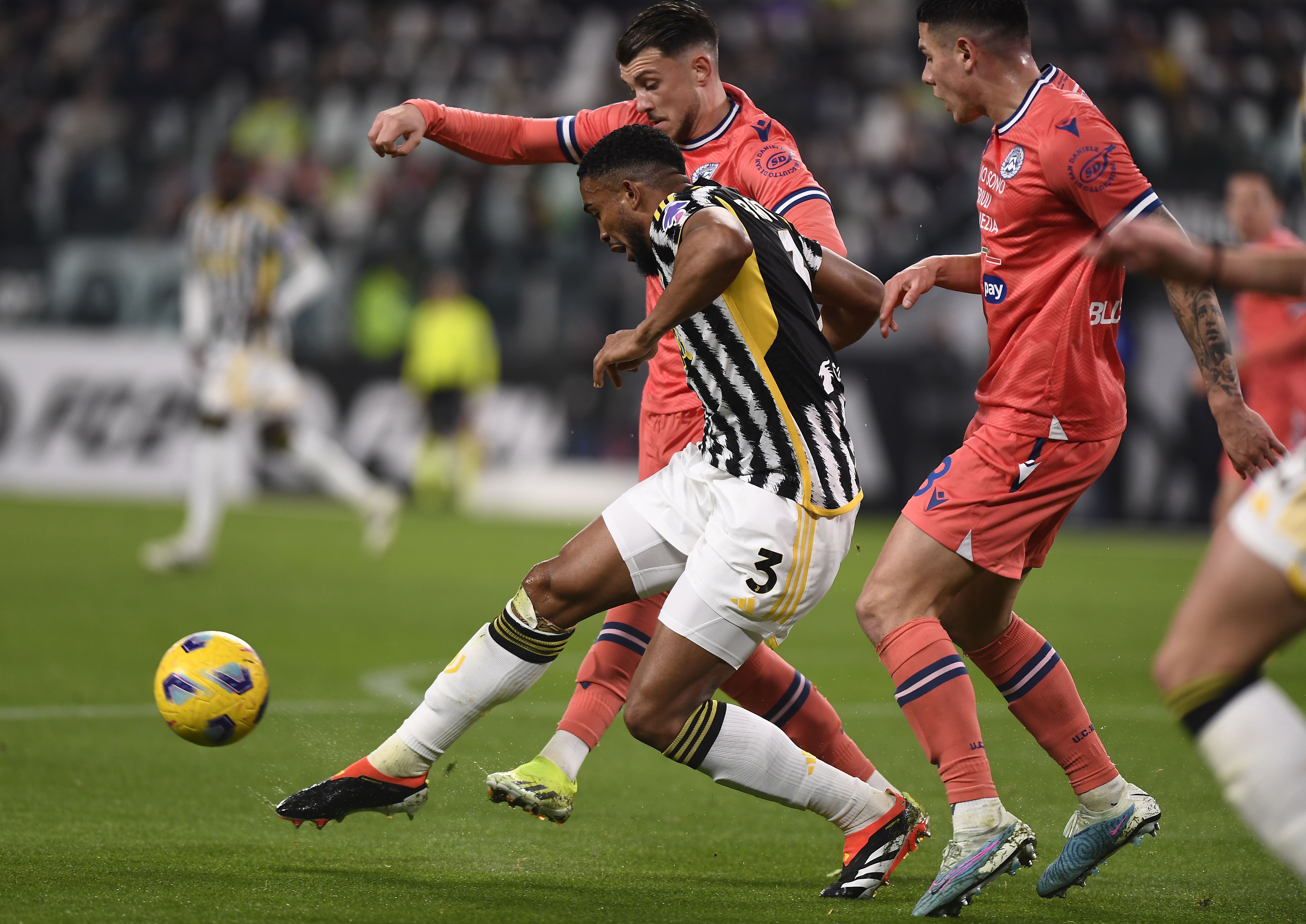 勒沃库森爆冷尤文，布鲁诺·费尔南德斯绝境逆转的简单介绍