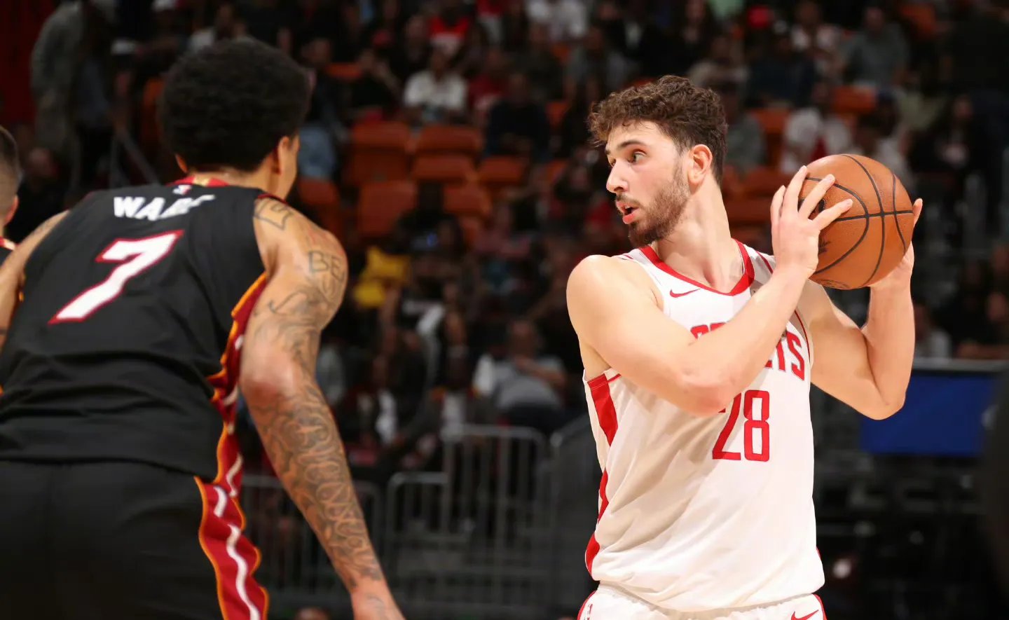 热火战胜掘金，绿衫军轻取热火