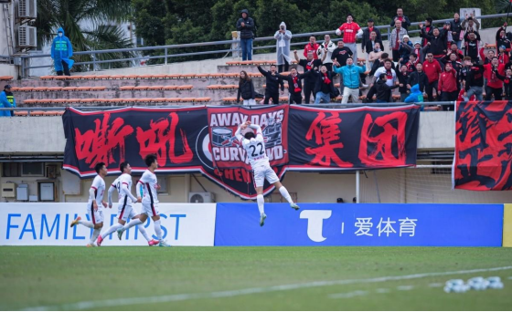 包含比赛中球员状态神勇，为球队锁定胜局的词条