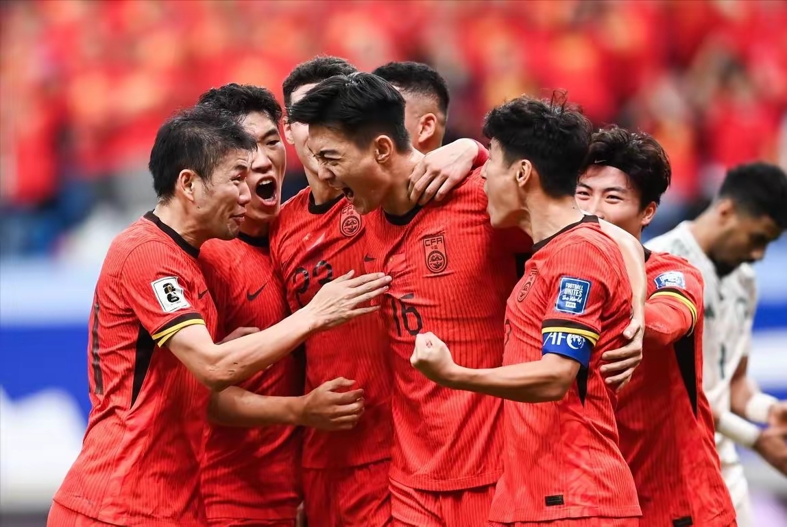 知名足球赛事频登热搜,球迷热议神豪的简单介绍 知名足球赛事频登热搜,球迷热议神豪的简单介绍