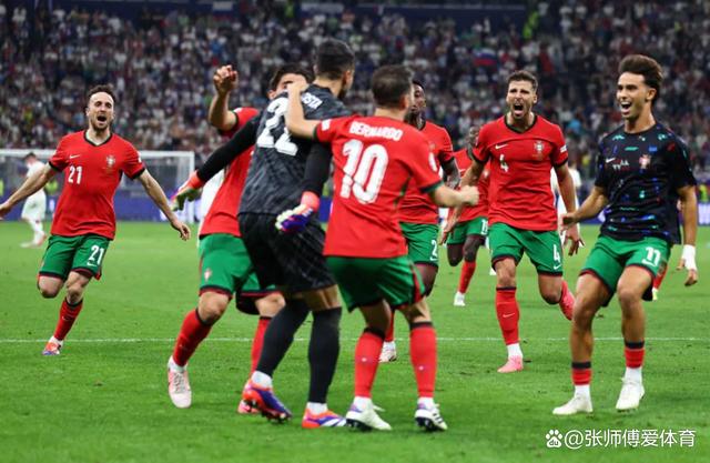 关于欧洲杯比赛热闹进行，各队角逐激烈的信息