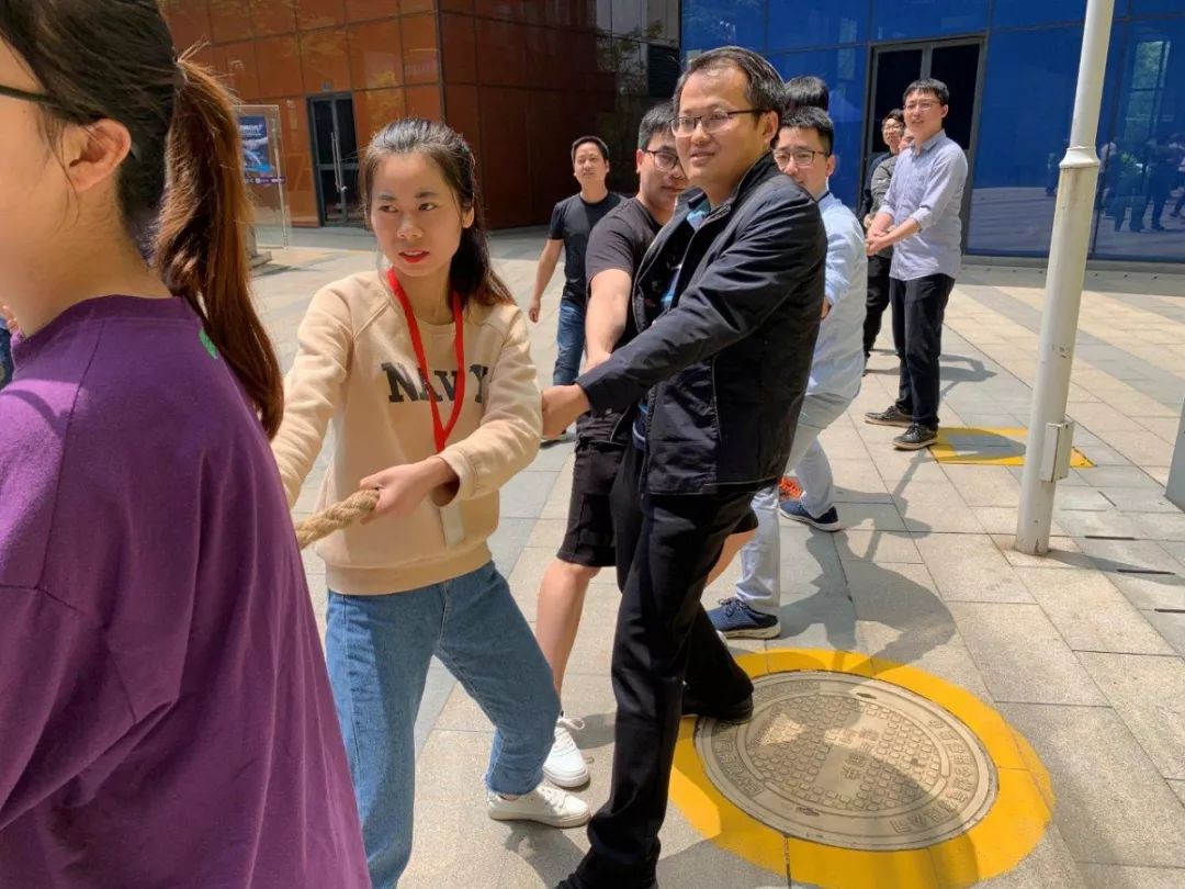 比分胶着不分伯仲，胜负态势难以预判的简单介绍