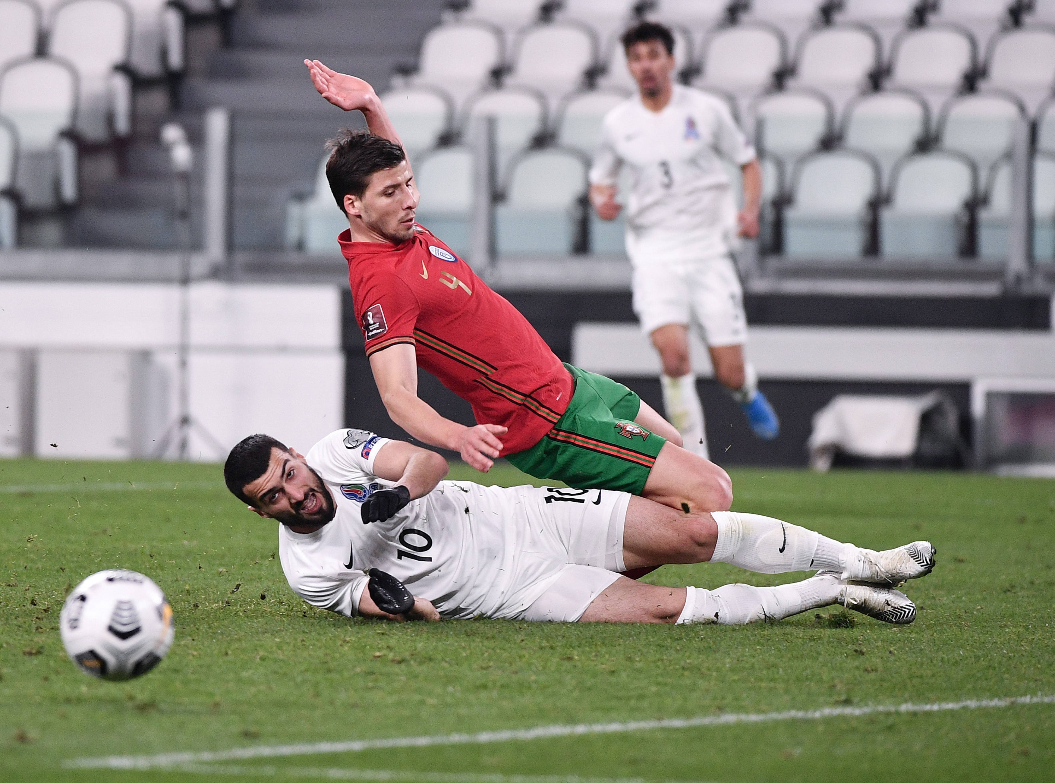 阿塞拜疆队表现出色，成功晋级