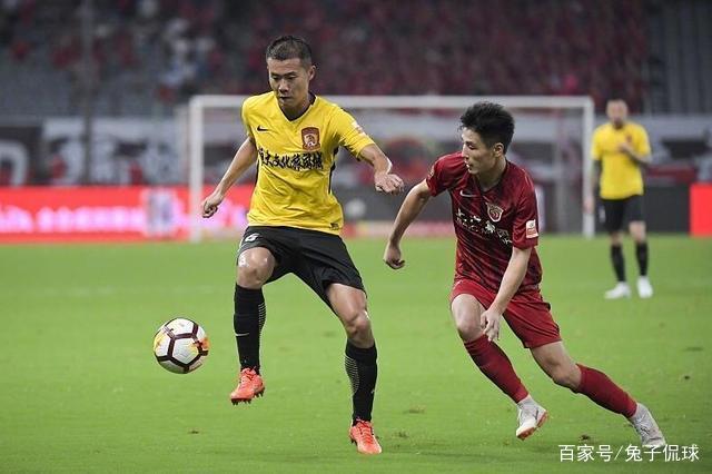 上港未能抵挡恒大攻势，秋季压力加大的简单介绍