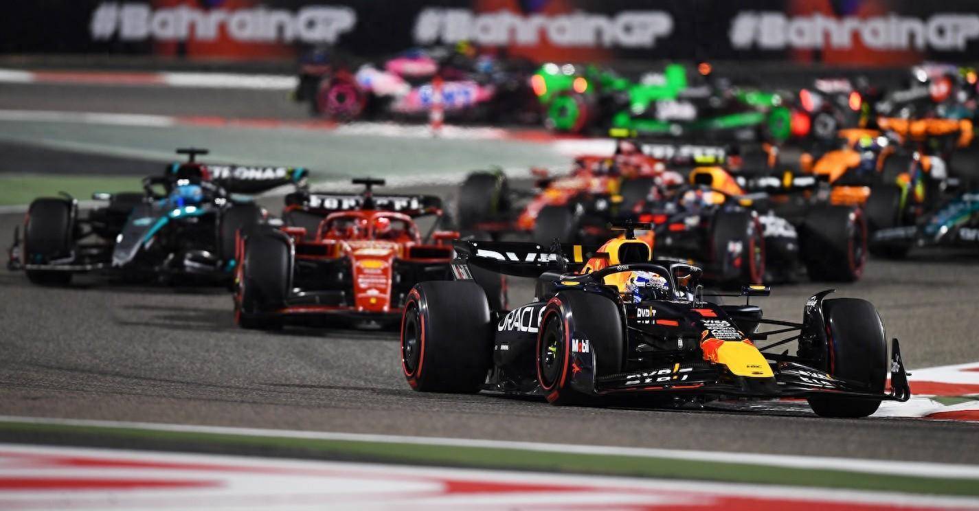 关于哈斯车队险胜红牛二队,塞恩斯惊艳四座的信息 关于哈斯车队险胜红牛二队,塞恩斯惊艳四座的信息