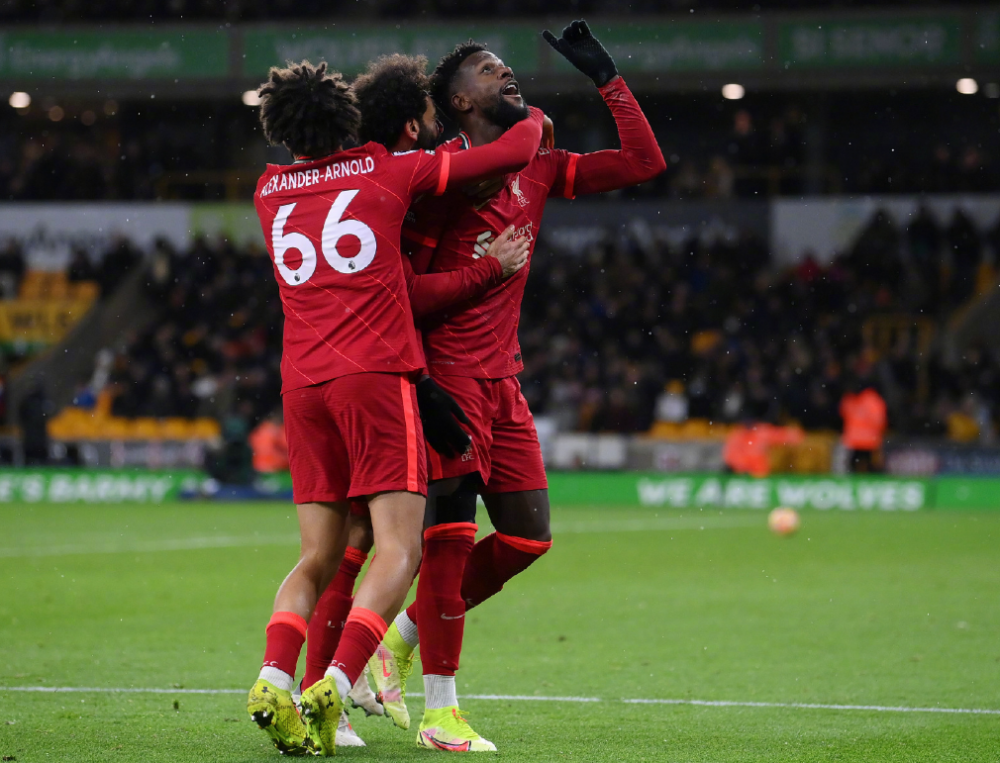 包含瑞士爆冷利物浦，乔瓦尼·雷纳三分雨点燃全场的词条