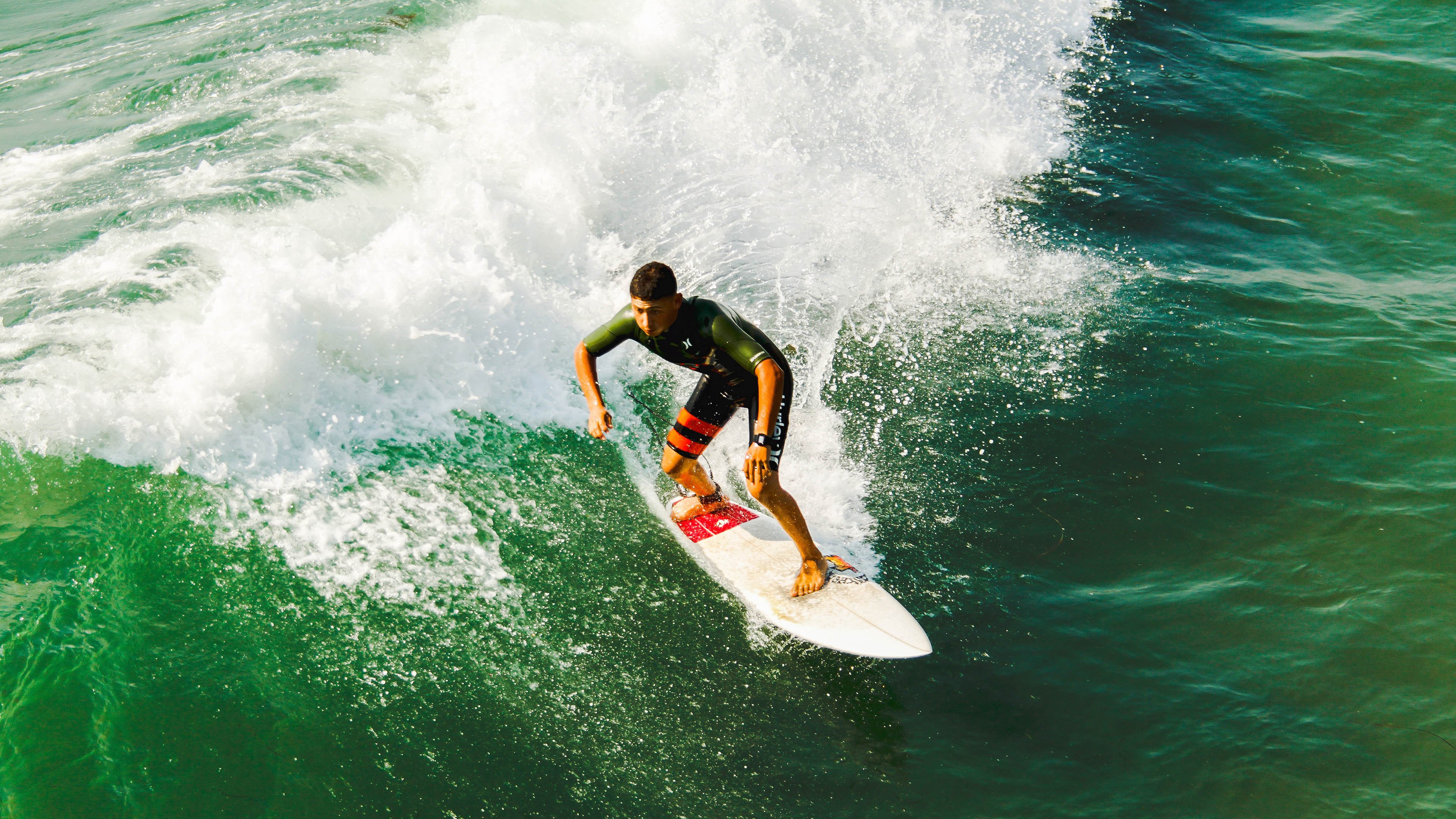 从加拿大封锁切尔西到西甲巅峰对决,德里赫特的全球足球影响力之旅
