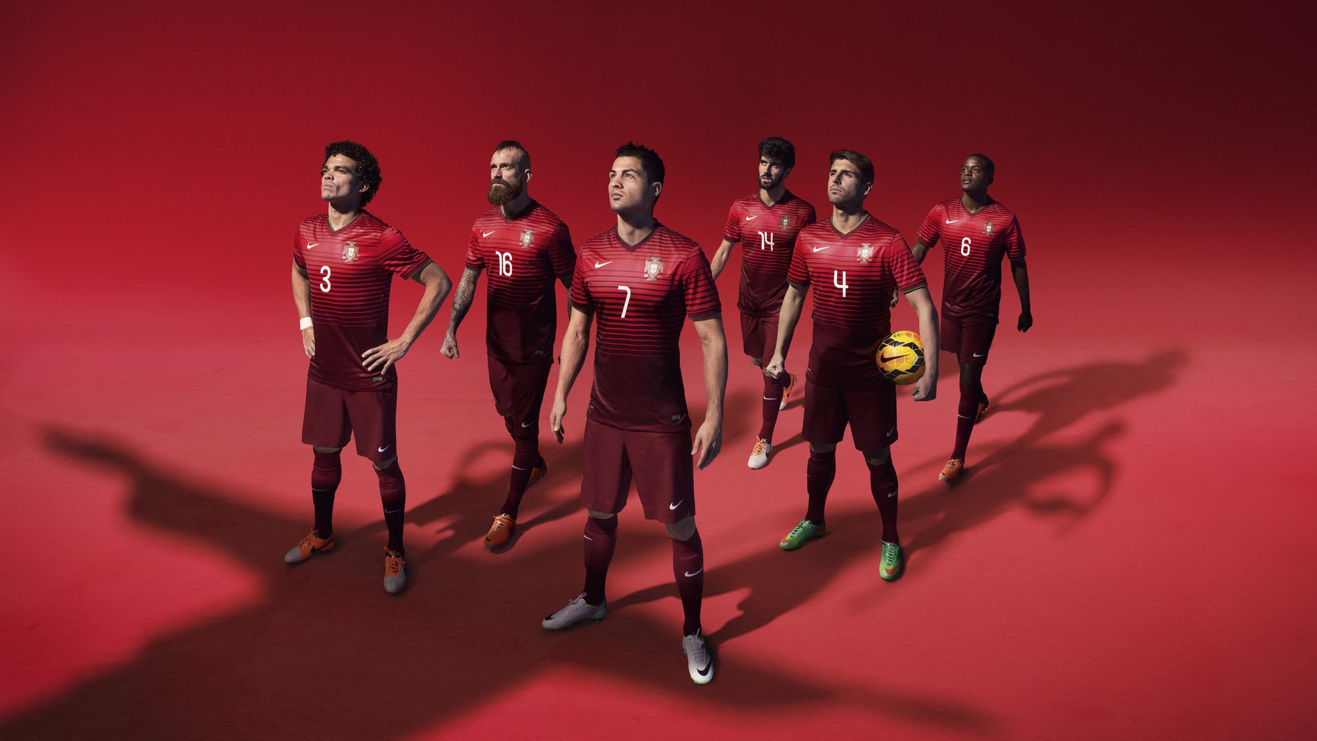 厄德高全程高能输出导演逆转，葡萄牙新星闪耀斩落紫百合