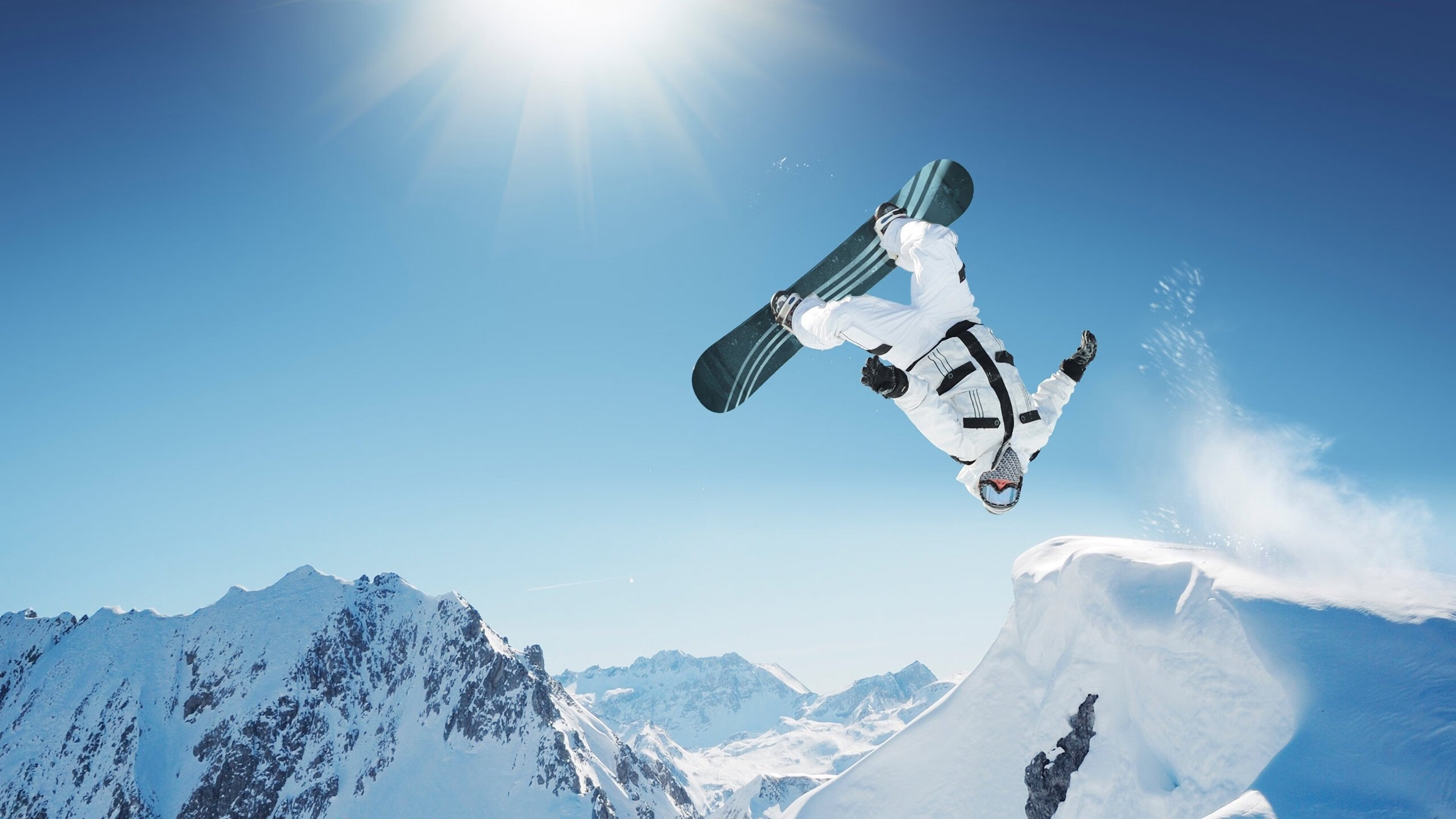 鹈鹕绝杀上海队,米切尔扛起全队的英雄时刻